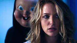 Blumhouse (split, get out, the purge) produces an original and inventive rewinding thriller in happy death day, in which a college student relives the day. Happy Deathday 3 Kommt Das Finale Doch Noch Jason Blum Glaubt Daran Blairwitch De