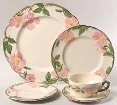 Desert Rose Franciscan I Have This Set I Got It From My Late Great Grandmother How Neat To See It Online Desert Rose Dishes Desert Rose Franciscan Ware