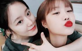 Madewell pink shuhua soojin minnie gidle mamamo soyeon yuqi black miyeon das eindrucksvollste und stilvollste poster für innendekoration, . Sooshu Gidle Gif Sooshu Gidle Soojin Discover Share Gifs