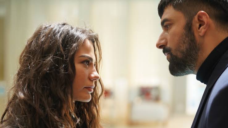 Io sono Farah”, la trama del 12 dicembre | TV Sorrisi e Canzoni