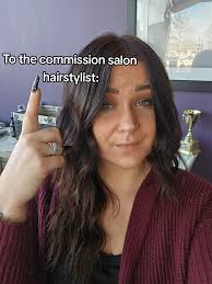 Why Join a Commission Salon Instead of Salon Suite