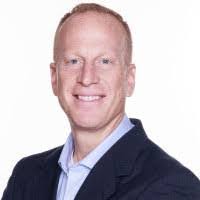 Dennis Riegel's Instagram, Twitter & Facebook