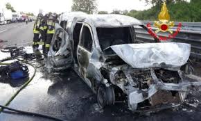Il più breve è in auto che impiega 57 minuti. Maxi Incidente In A4 Quattro Ambulanze Ed Elisoccorso Prima Brescia