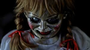 Annabelle Comes Home Review Den Of Geek With recent conjuring universe dissapointments, annabelle comes home seems to show there is still some life in this franchise. annabelle comes home review den of geek
