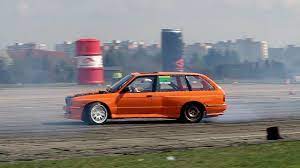 These were never offered in the usa, but many have now been shipped to north america and there remain many good. Drifting Bmw E30 2dr Touring V8 M Power Body Kit Youtube