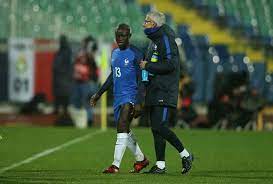 This means n'golo kante is taller than 25.25% of the people in our database. N Golo Kante Again Embarrassed By A Mascot As 5ft 6ins Midfielder Paired With Unfortunately Tall Youngster Mirror Online