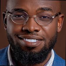 Here comes the Prof 🧑‍🏫 as we all call him.