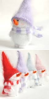 This free knitted snowman pattern will only take you an evening to knit and he is kept warm with his own garter stitch hat and striped scarf. Adorable Knitted Snowmen Patterns