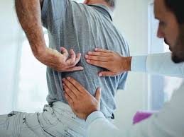 The left kidney, small intestine and descending colon are all found at the lower left side of the back, also known as the left lumbar region. Pain Under Left Rib Symptoms Causes Treatment And More