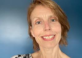 Lorraine Mccutcheon's Instagram, Twitter & Facebook