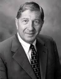 Walter A. Reimann, 88, business executive and civic volunteer