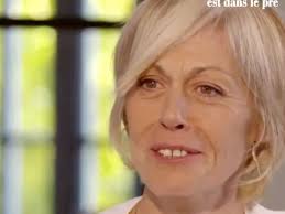 Maybe you would like to learn more about one of these? L Amour Est Dans Le Pre 2021 Delphine Premiere Candidate Lesbienne De L Emission Se Confie Femme Actuelle Le Mag