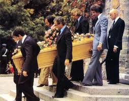 John Watson Emerson Fittipaldi James Hunt Jody Scheckter And Niki Lauda Act As Pallbearers At Peterson S Funeral Behind Gunnar Nillson