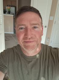 Greetings from Virginia! 31yo gay male (single) Love to make new  connections and see where they can go