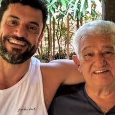 🧠 Você sabia que o cérebro dos futuros pais também se modifica durante a  gestação da parceira? Descobertas recentes das neurociências revelam que a  neuroplasticidade paterna começa muito antes do primeiro encontro