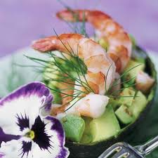 Avocat Aux Crevettes Et Aux Fleurs De Pensees Recette Avocat Crevette Avocat Recette