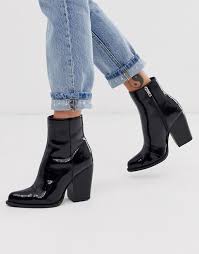 You don't want chelsea boots to be too chelsea boots for women are good with tapered, dark jeans and blouses for a casual vibe. Best Black Boots For Women Popsugar Fashion
