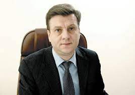 Бывший главврач учреждения и нынешний министр здравоохранения региона александр мураховский пропал без вести, а его прежние подчиненные погибли или уволились. Propavshij Na Ohote Omich Ministr Zdravoohraneniya Aleksandr Murahovskij Poslednie Novosti Omska I Omskoj Oblasti Bk55