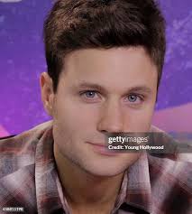 20,940 Jamie Scott Photos & High Res Pictures