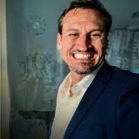 Jason Bee's Instagram, Twitter & Facebook