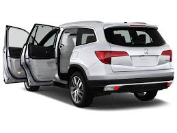 You should always try to have a spare set of keys made vehicles your vehicles but this can be expensive if you have a newer vehicles with a chip encoded key. Used 2016 Honda Pilot Elite Cerca De Herndon Va Pohanka Chevrolet Espanol