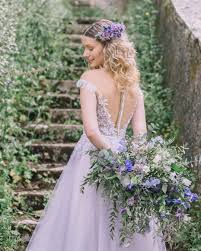 White and purple drooping wedding bouquets. 51 Gorgeous Summer Wedding Bouquets