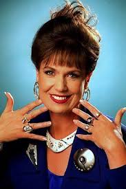 In this editorial, tracy grimshaw from a current affair we spoke to tracy grimshaw ahead of logies night where she'll be walking the red carpet for the first time in years. Tracy Grimshaw Photos Tracy Grimshaw Picture Gallery Famousfix