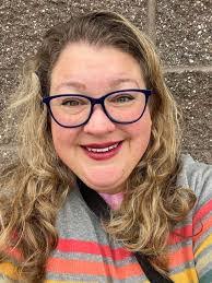 Jenni Bertels's Instagram, Twitter & Facebook