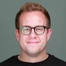 The 8 hour workday for a creative is a lie.