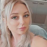 30+ "Danielle Lockwood" profiles