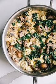 Easy Mushroom And Spinach Tortellini Pasta Tortellini Recipes Spinach Tortellini Summer Recipes Dinner