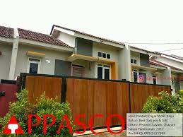 Harga pagar kayu besi minimalis memakai kayu kamper seperti model dibawah kisaran rp. Pagar Minimalis Motif Kayu Grc Dan Besi Galvanis Di Pesona Citayam Jual Kanopi Termurah 08125227383