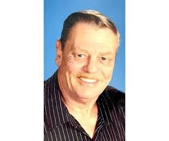 Kara Putnam's Instagram, Twitter & Facebook