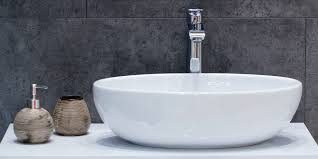 Zehirli değildir, gıda maddeleriyle temas halindeki yüzeylerde kullanılabilir. Lavabo Tamiri Nasil Yapilir Ustamgeliyor Blog