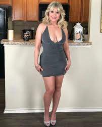 Join for free log in my subscriptions videos i like my playlists. Pin On Sexy Older Women