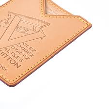 When you are selling your louis vuitton gift card online, it is sold at a discount to encourage people to buy it. Louis Vuitton Beige Vachetta Leather Limited Edition Card Holder Louis Vuitton Tlc