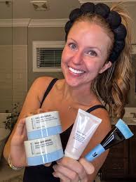 🧖🏼‍♀️SKINCARE SELF CARE, say less! New masks that I have been using &  LOVING!!! I will attach the shopping link below 💙  https://www.youniqueproducts.com/nicolehuntsman/products/view/US-91523-40