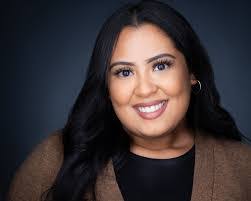 Ingrid Molina's Instagram, Twitter & Facebook