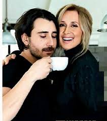 Réédition album « papillon(s) » disponible / available. Lara Fabian Chanteur Mari