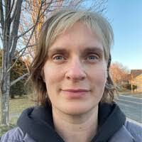 Heidi Schindler's Instagram, Twitter & Facebook