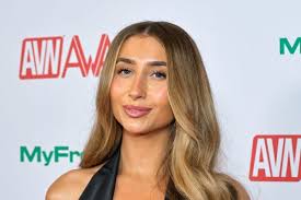 The Affair' Season 3 News, Cast Updates, Spoilers: Noah's Sister To Recur  in Season 3; New Love Interests for Noah and Alison?