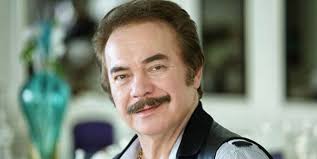 He is of crimean tatar descent. Sosyal Medyadan Orhan Gencebay A Yalaka Dedi Ceza Aldi
