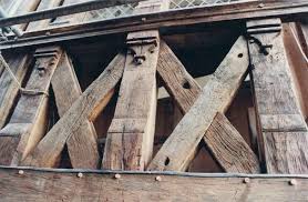 Pin On Maisons A Pans De Bois