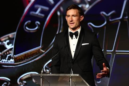 Brownlow 2025 ✔️ Extremely humbled to receive the @jimstynesfoundation  community leadership award. Thank you to @beyonddv for their ongoing work  in the prevention of domestic and family violence. Incredibly proud to play