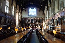 The great hall in the hogwarts castle was the main gathering area in the school, which was located off the entrance hall. Which Buildings Were Used To Create Hogwarts In The Harry Potter Films Science Fiction Fantasy Stack Exchange