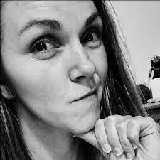 Aimee Mudd's Instagram, Twitter & Facebook