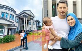 Dato seri aliff syukri bersama isteri, datin seri nur shahida. Aliff Syukri Dah Penat Berniaga Nak Duduk Rumah Gempak