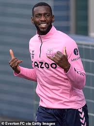 Find everton 2021 total wage bill and player breakdown. Neil Warnock Confirms Middlesbrough Are Close To Signing Everton Winger Yannick Bolasie On Loan Aktuelle Boulevard Nachrichten Und Fotogalerien Zu Stars Sternchen