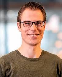 Stimuli-Responsive Hydrogels: The Dynamic Smart Biomaterials of Tomorrow