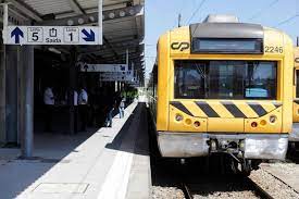 Os ferroviários da cp tinham agendado uma greve parcial. Greve Parcial De Terca Feira Na Cp Pode Perturbar Circulacao Tvi24